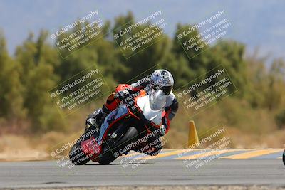 media/Apr-09-2023-SoCal Trackdays (Sun) [[333f347954]]/Turn 7 (1135am)/